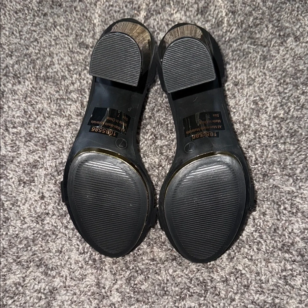 Charlotte Russe step out